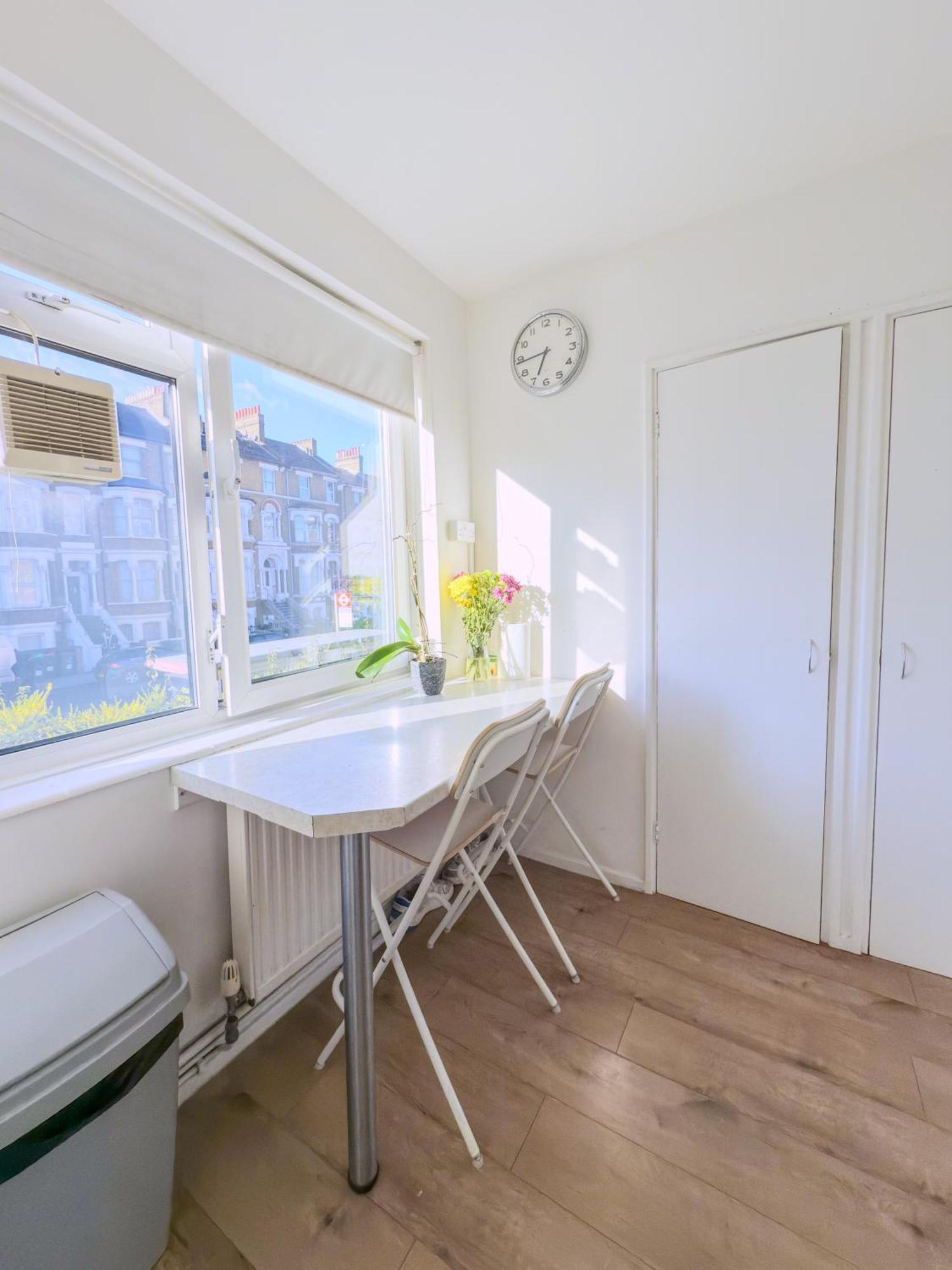 Bright Stockwell Rooms London Eksteriør billede